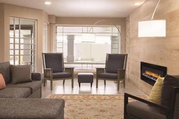Country Inn & Suites by Radisson, North Little Rock, AR image 2